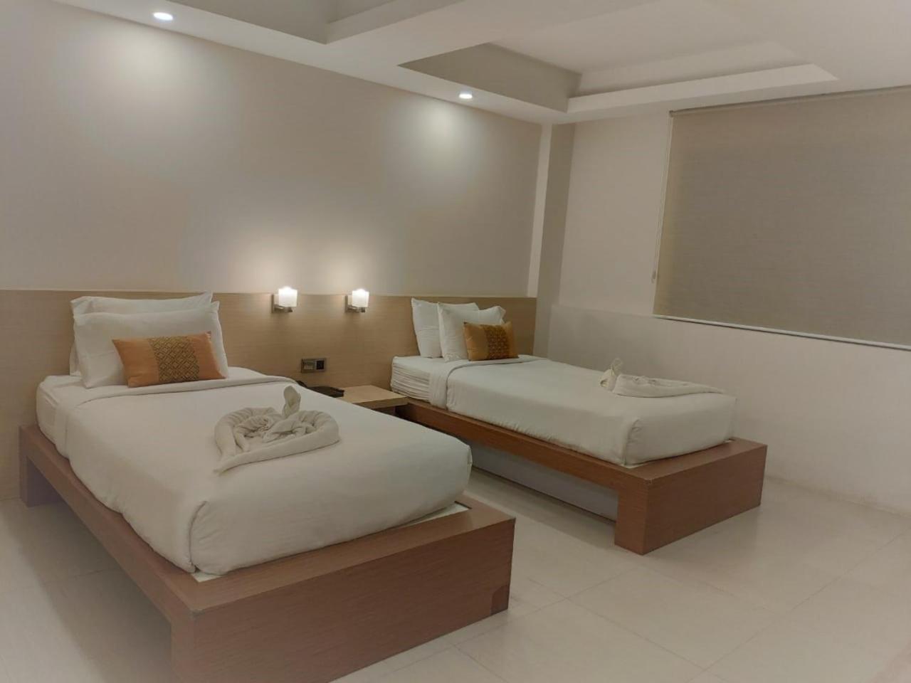 Serene Valley Hotel Янгон Экстерьер фото